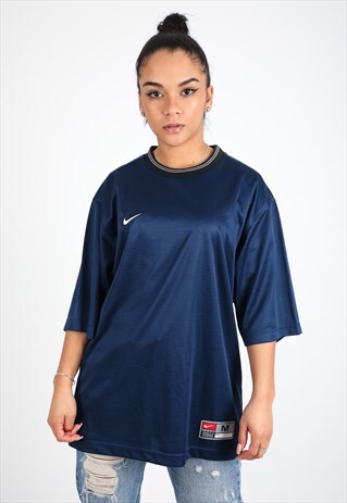 VINTAGE NIKE T-SHIRT T572