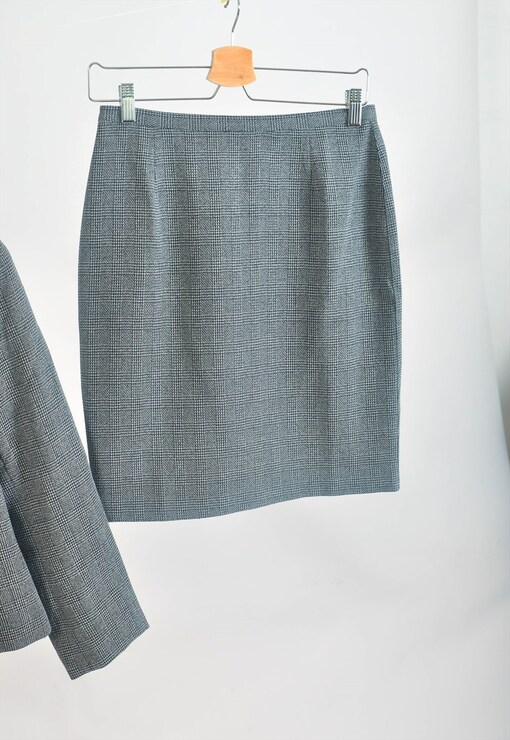 garment image