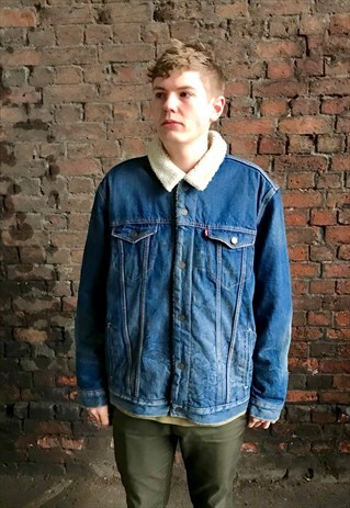 VINTAGE LEVI'S DENIM SHERPA FLEECE COLAR BLUE TRUCKER JACKET