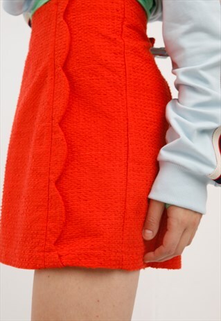 VINTAGE HIGH WAISTED ORANGE MINI SKIRT