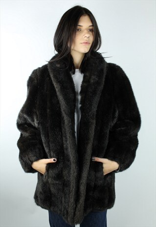 VINTAGE FAUX FUR COAT