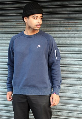 NIKE NAVY LOGO SWEATSHIRT WITH ZIP POCKET