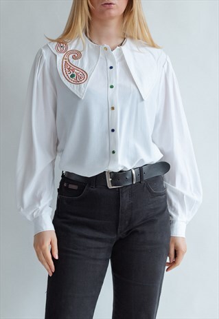 VINTAGE 80S MINIMAL EMBROIDERED SHIRT WITH OVERSIZED COLLAR