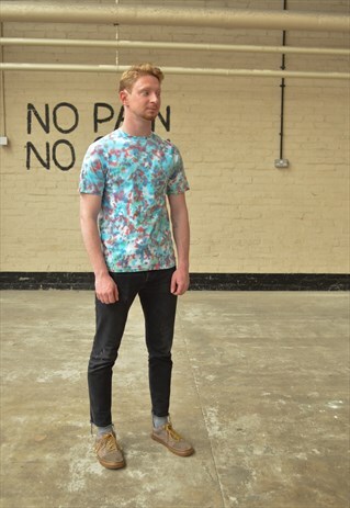 VINTAGE FRUIT OF THE LOOM TIE-DYE TSHIRT