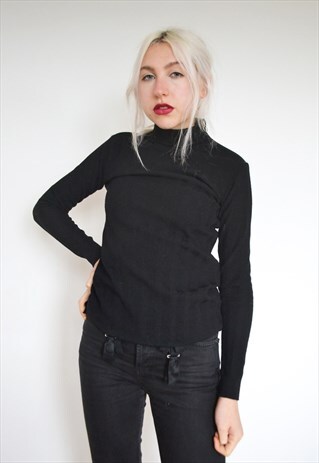 VTG TURTLE NECK ASYLUM PIERRE CARDIN RIBBED TOP