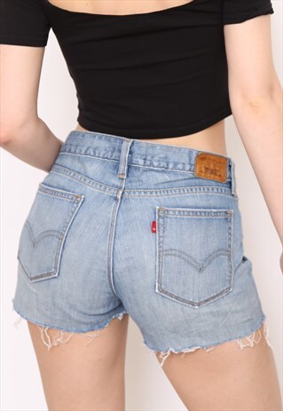 VINTAGE 90S LEVI'S FRAYED DENIM SHORTS