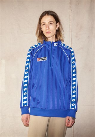 90S SOCCER STRIPED VERY FASHINABLE UNISEX RAVE SWEATSHIRT