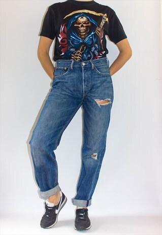 90'S DISTRESSED BOYFRIEND LEVI JEANS