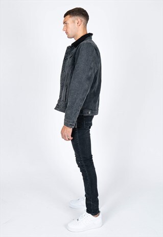 LIQUOR N POKER - BORG COLLAR DENIM JACKET IN WASHED BLACK