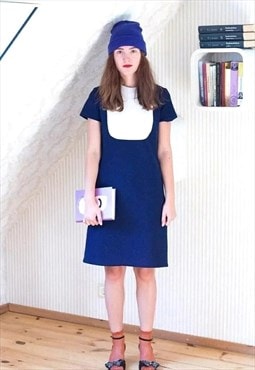 Navy short sleeve firm dress with white bib