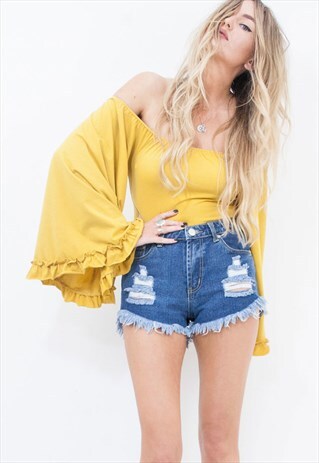 CROCHET POCKET CUT OFF DENIM SHORTS