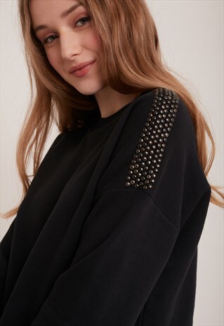 STUDDED SWEATSHIRT - BLACK