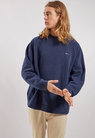 VINTAGE NIKE SWEATSHIRT