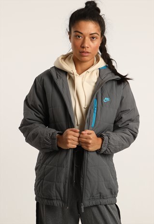VINTAGE NIKE PADDED JACKET
