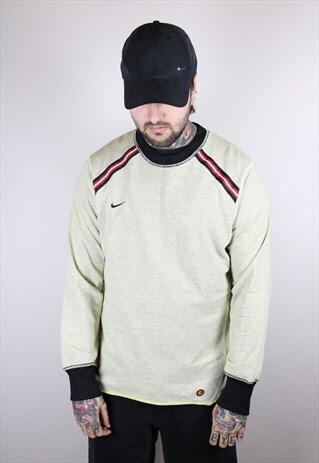 VINTAGE NIKE SWEATSHIRT IN NAVY WITH EMBROIDERED LOGOS