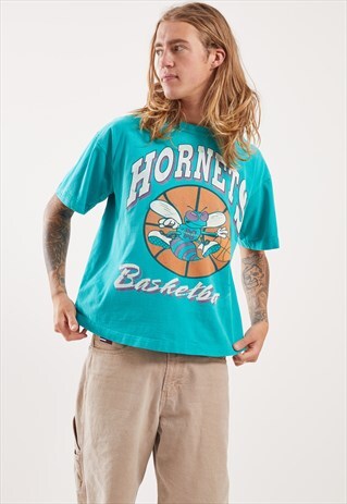 VINTAGE CHARLOTTE HORNETS T-SHIRT