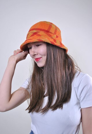 90S WOMAN PLAID BENETTON ORANGE BUCKET HAT
