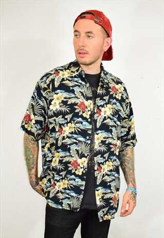 VINTAGE 90S BLACK HAWAIIAN PRINT FESTIVAL SHIRT