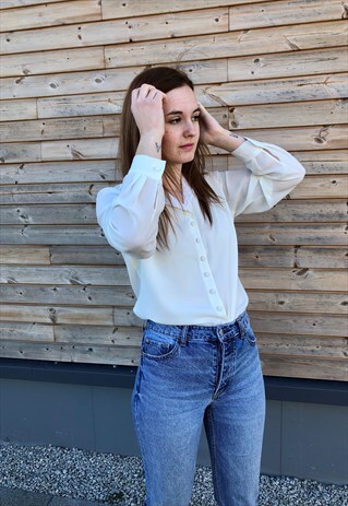 VINTAGE CREAM BUTTON UP BLOUSE
