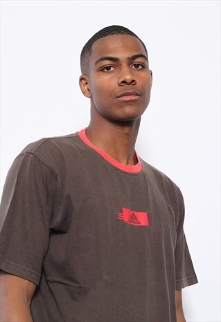 VINTAGE ADIDAS LOGO T-SHIRT BROWN