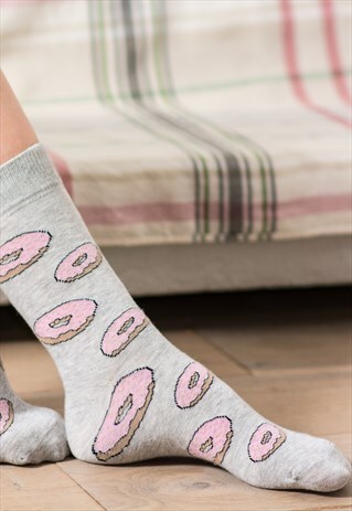 FUNKY SOCKS WOMEN - COSY PINK DONUT, DOUGHNUT CAKE FOR GIF