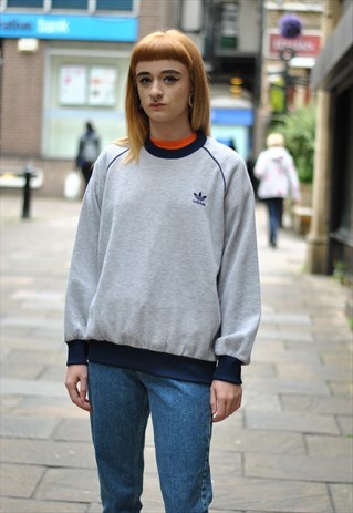 VINTAGE ADIDAS SPELL OUT LOGO SWEATER