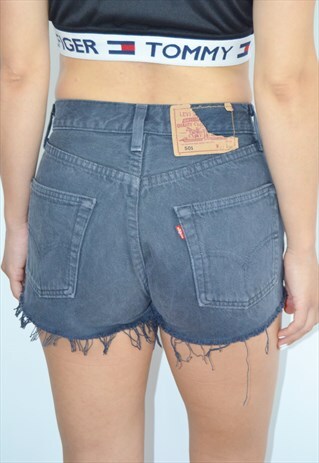VINTAGE LEVI'S 501 HIGHWAISTED SHORTS MADE IN USA