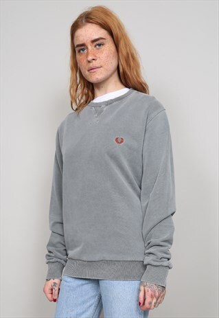 VINTAGE CLASSIC 90'S FRED PERRY GREY OVERSIZED SWEATSHIRT