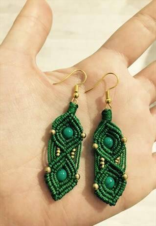 PARROT ATTACK EARRINGS GREEN