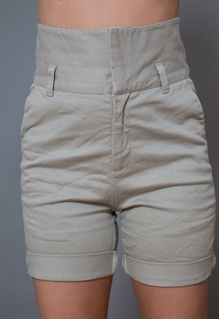 CREAM HIGH WAISTED MIDI SHORTS