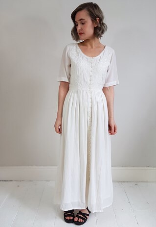 VINTAGE 90'S OFF WHITE EMBROIDERED BOHO BUTTON DOWN DRESS