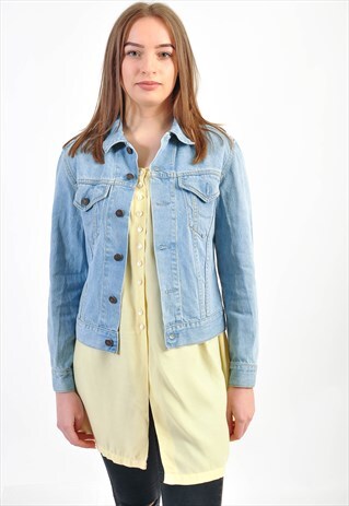 VINTAGE DENIM JACKET IN LIGHT BLUE