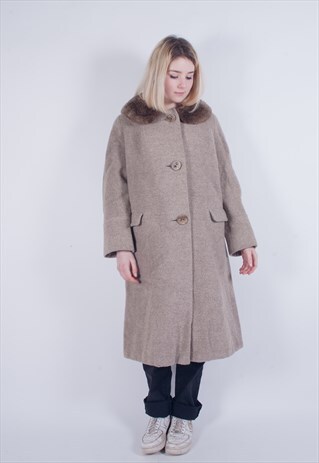 VINTAGE WOOL COAT WITH A FAUX FUR COLLAR