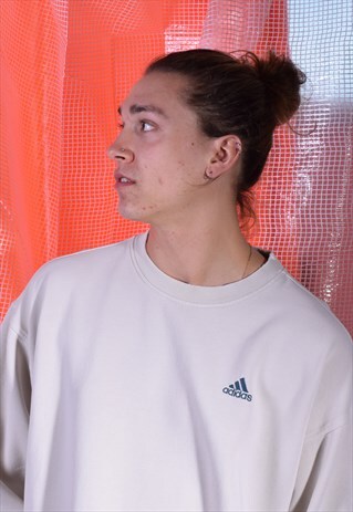 VINTAGE ADIDAS LIGHT TAN EMBROIDERED SWEATSHIRT