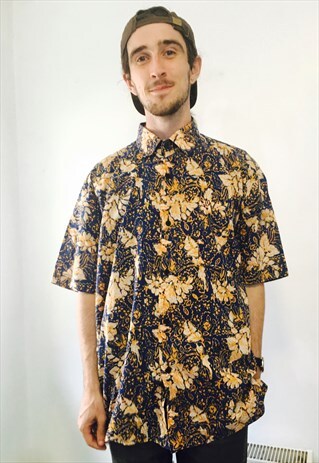 VINTAGE 90S PRINT SHIRT