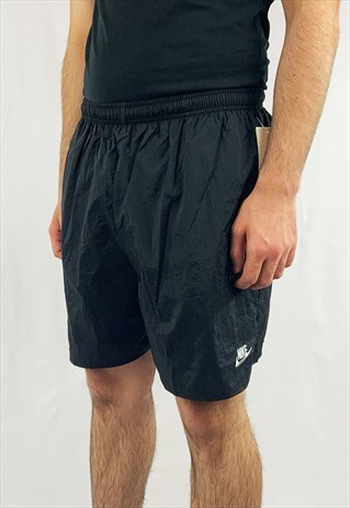 Vintage Nike Shorts in Black
