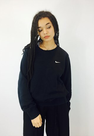 NIKE BLACK OVERSIZED EMBROIDERED SWOOSH SWEATSHIRT