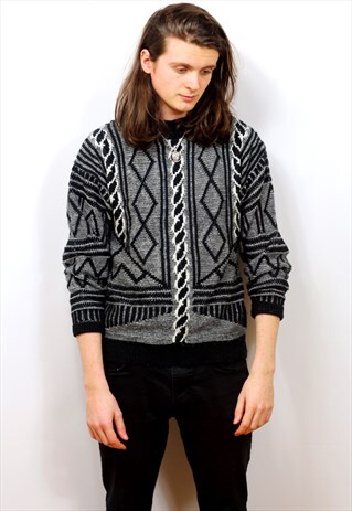 1980'S VINTAGE JAZZY KNIT JUMPER