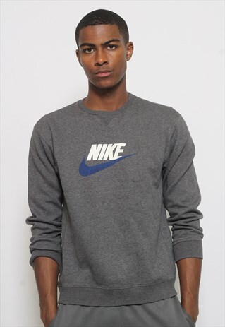 VINTAGE NIKE SWEATSHIRT