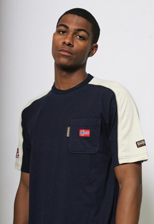 VINTAGE NAPAPIJRI T-SHIRT