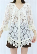 70s Vintage Cream Floral Lace Blouse (Size M)