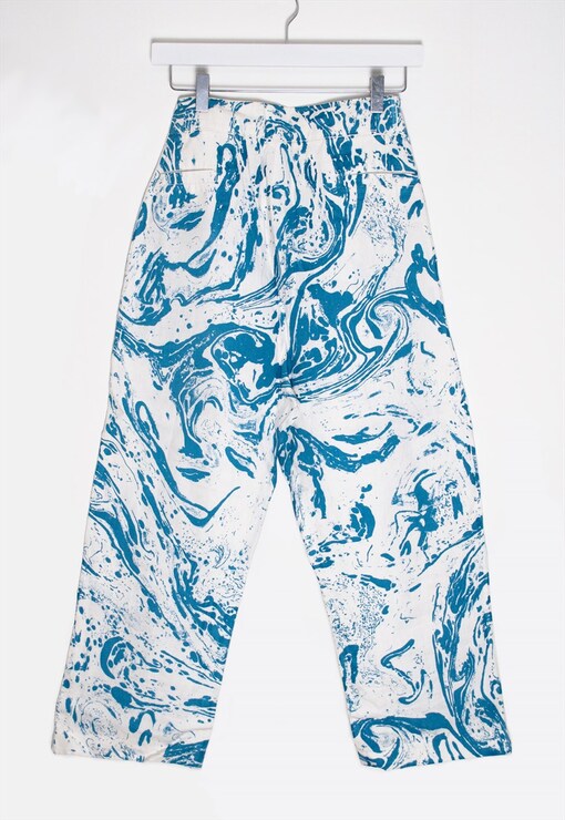 garment image