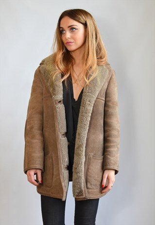 VINTAGE 1970S LIGHT BROWN SHEEPSKIN SHEARLING COAT