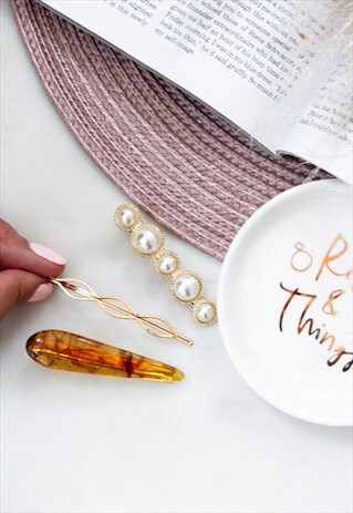 GOLD PEARL TRIANGLE GEOMETRIC BARRETTE HAIR CLIP PIN SET