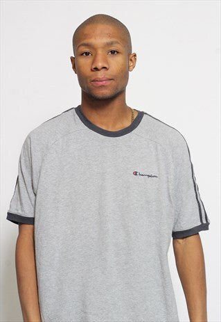 VINTAGE CHAMPION T-SHIRT