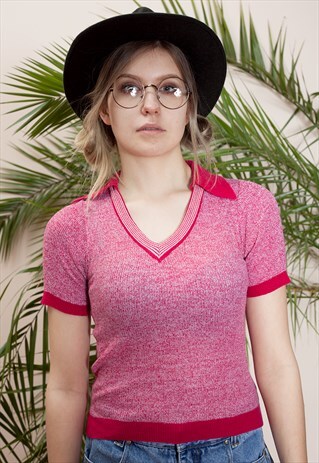 VINTAGE, V-NECK SHORT SLEEVE SWEATER FROM THE 70S