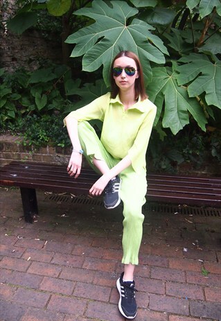 GREEN HIGH WAISTED PLEATED TROUSERS