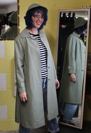 VINTAGE LONG BUTTON UP COAT WITH HAT SIZE 10-12