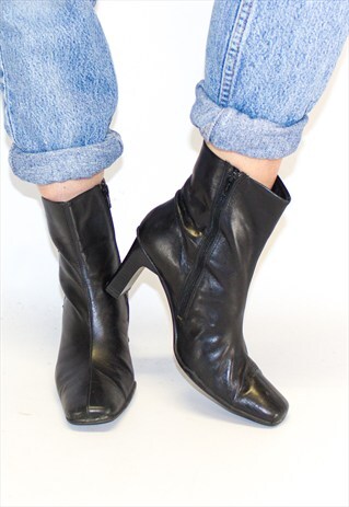 VINTAGE 90'S SOFT LEATHER BLOCK HEEL BOOTS