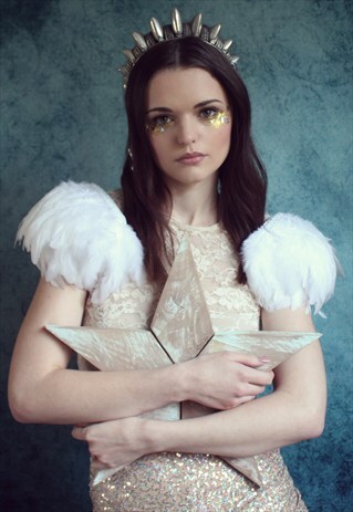WHITE FEATHERED SHOULDER PIECES